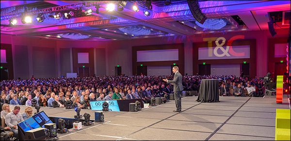 Ryan Deiss addressing the crowd during his T&C 2018 opening keynote.